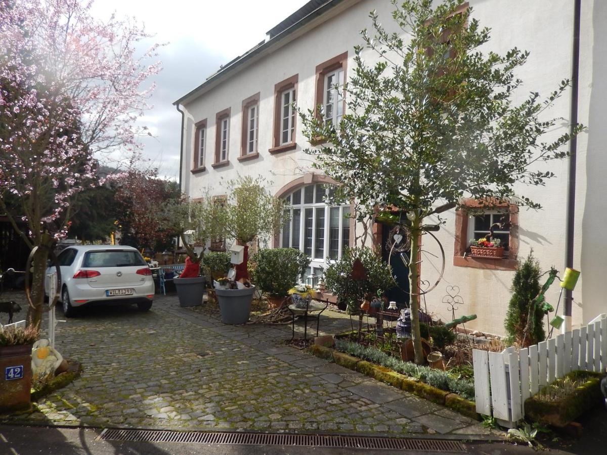 Apartment Altes Winzerhaus Osann-Monzel Екстер'єр фото
